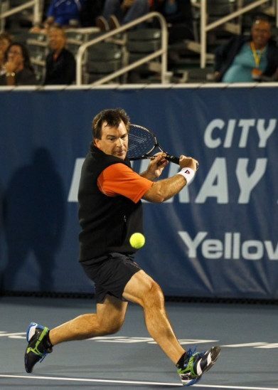 Two-Time Tennis Grand Slam Winner Johan Kriek Joins SportsEdTV Advisory Board